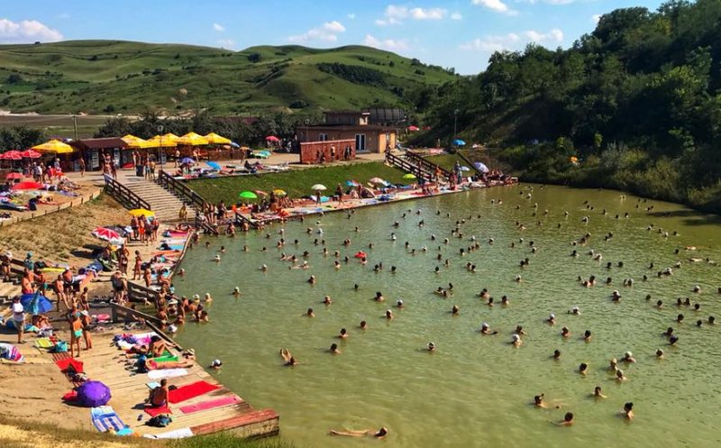 Criză de apă la Băile Cojocna. Localnicii dau vina pe turiști