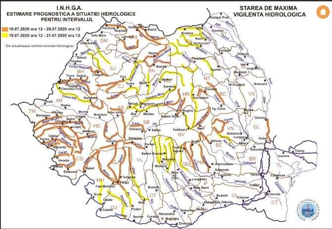 Avertizări Cod galben şi Cod portocaliu de inundaţii valabile până marţi la prânz