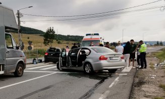 Cluj: Trei persoane rănite într-un accident în Vâlcele