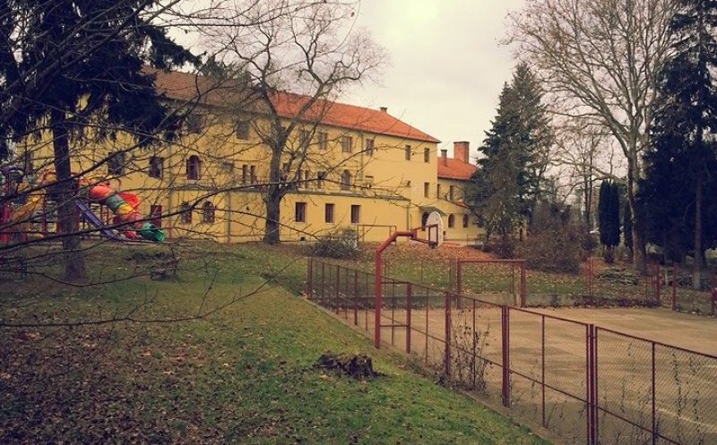 Lucrările de reabilitare a Școlii Speciale pentru Deficienți de Auz „Kozmutza Flóra”, în plină desfășurare
