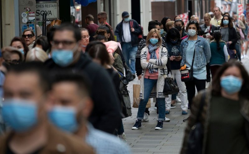 Studiu: 30% dintre pozitivii COVID-19 nu avut niciun simptom, dar au avut aceeaşi încărcătură virală ca şi simptomaticii
