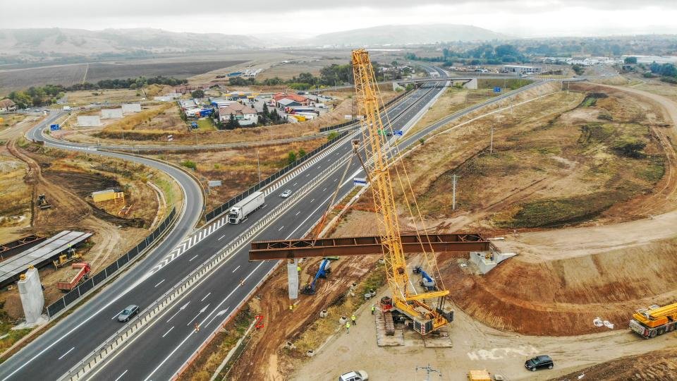 Ce se întâmplă cu marile proiecte de infrastructură dacă nu sunt gata la final de an