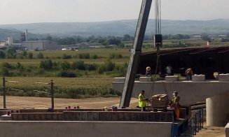 Mobilizare pe autostrada dintre Cluj și Alba: 100 de utilaje scoase la înaintare