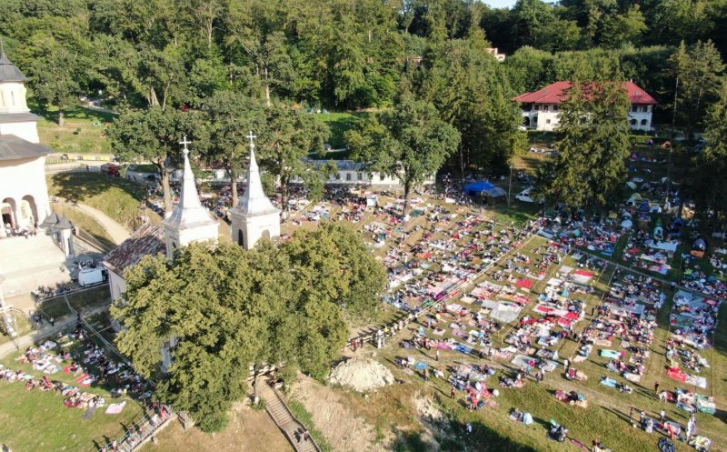 5.000 de persoane au participat la pelerinajul de la Mănăstirea Nicula