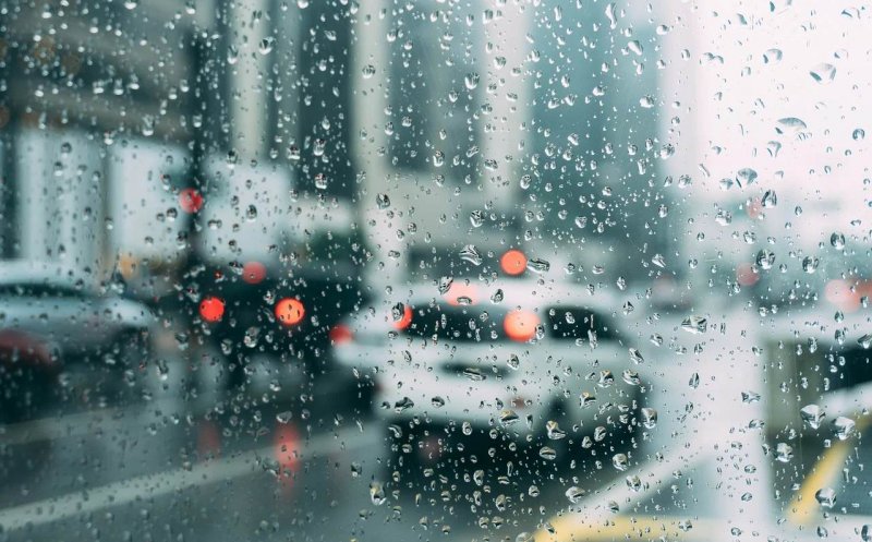 Se schimbă vremea la Cluj. Ploi torențiale și vijelii până miercuri