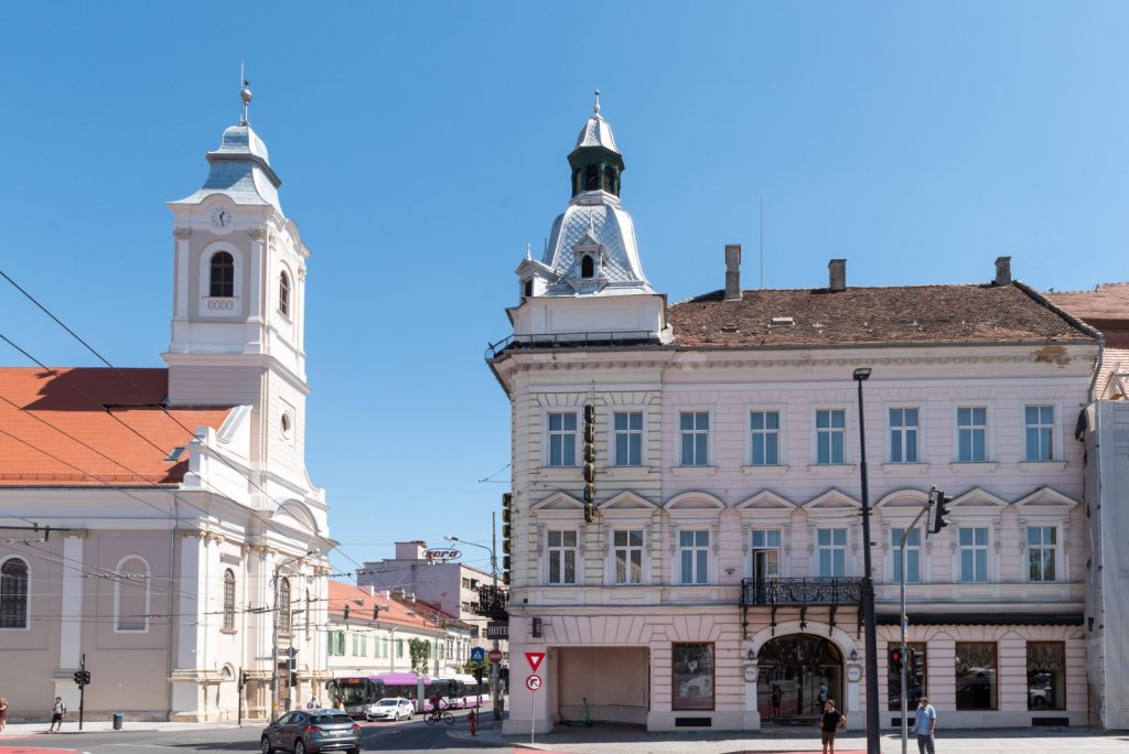 Hotelul Melody a fost vândut Fundației Sapientia