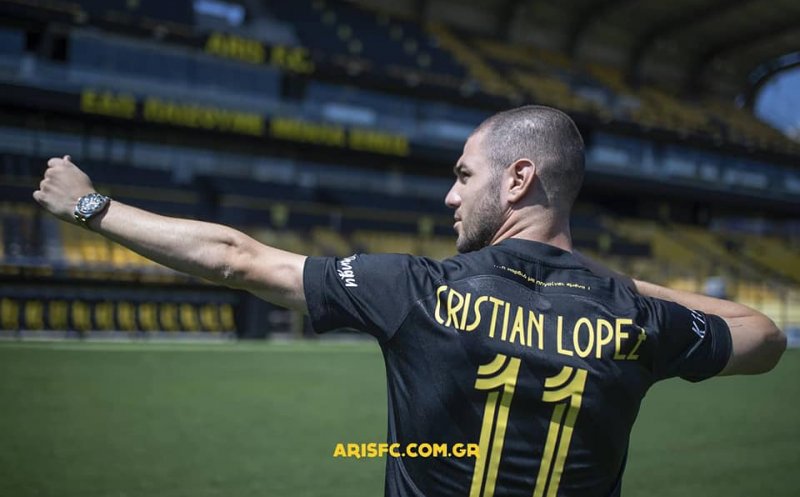 Transfer ratat de CFR Cluj. Cristian Lopez, prezentat oficial la noua sa echipă