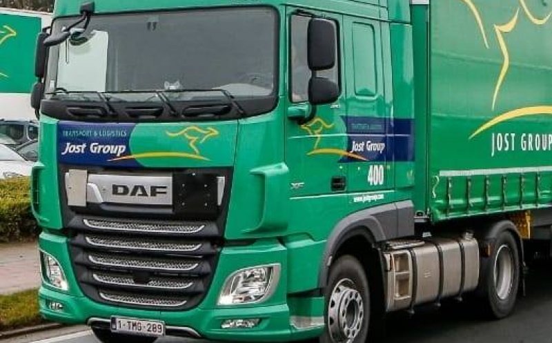 Companie de transport din Cluj, acuzată de plata șoferilor la negru în Belgia