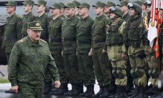 Lukaşenko închide graniţele cu Occidentul şi pune armata în stare de alertă. "Opriţi-vă politicieni nebuni, nu permiteţi izbucnirea unui război"