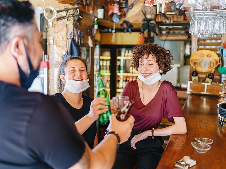 Restaurantele s-ar putea închide din nou, în urma exploziei cazurilor de COVID-19. Ar putea fi cazul Clujului?