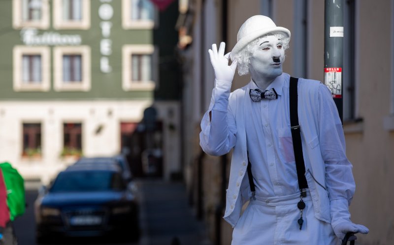 Arta intră în curțile din centrul Clujului, sâmbătă