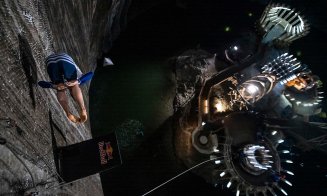 Premieră mondială în Salina Turda: prima săritură la 120 m sub pământ