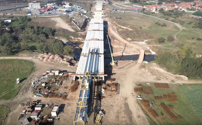 Lucrările la Autostrada 10 nu avansează într-un ritm alert, dar autorităţile spun că va fi gata la sfârşitul anului