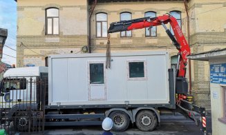Containere de triaj epidemiologic în mai multe spitale din Cluj