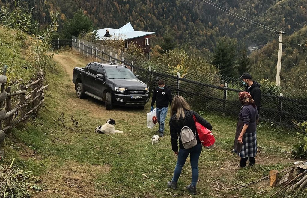 Gest umanitar făcut de fanii Universității Cluj uniți sub deviza “Simbolul tinereții”