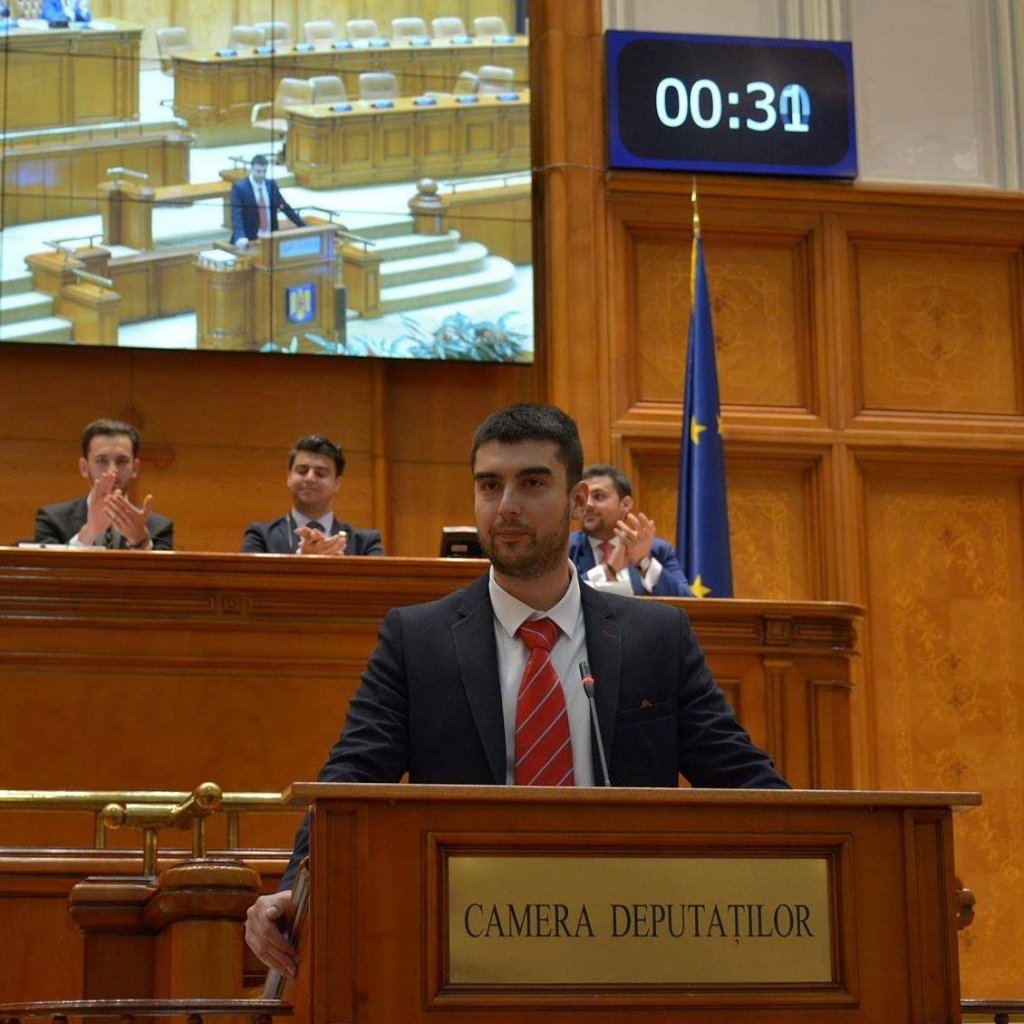 Tinerii întreprinzători: “Granturile de 1 miliard de euro, bătaie de joc pentru firmele afectate de Covid”