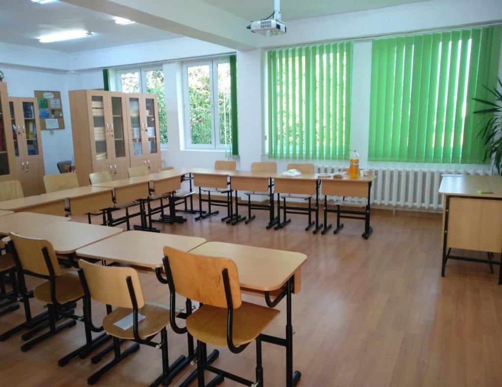 Închiderea şcolilor, atacată în instanţă de Asociația Școlilor Particulare. Clujul dă tonul