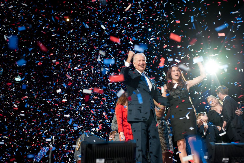 Biden l-a bătut pe Trump. Cine este noul președinte al SUA
