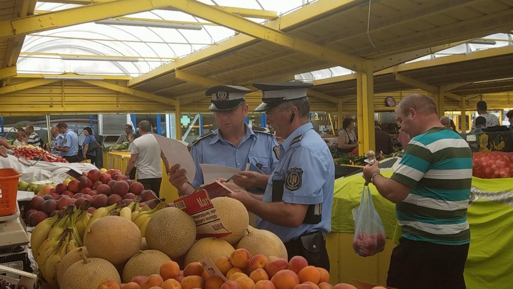 Majoritatea piețelor agricole din România s-au închis. De unde poți cumpăra legume și fructe proaspete