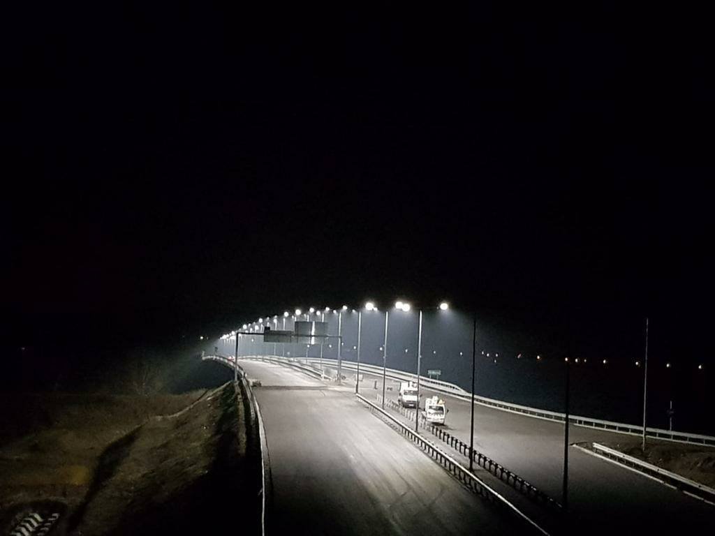 Se aprind luminile pe lotul 1 din autostrada Cluj – Alba. Cum arată stratul de uzură