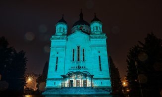 Solidaritate în lupta împotriva cancerului. Catedrala Mitropolitană, iluminată în albastru-verzui