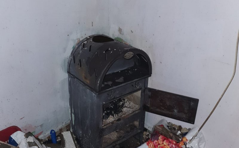O casă din Floreşti a luat foc. De la ce a pornit incendiul?