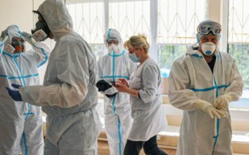 Record de cazuri noi în luna noiembrie: 3 milioane de infectați în SUA