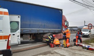 Accident grav la Cluj. O femeie a fost lovită de un TIR