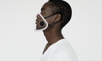 Un designer clujean a inventat masca cu senzori de temperatură și sistem de filtrare a aerului care se conectează la mobil