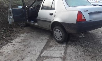 Mașină ieșită în decor la Apahida. Doi răniți, unul încarcerat