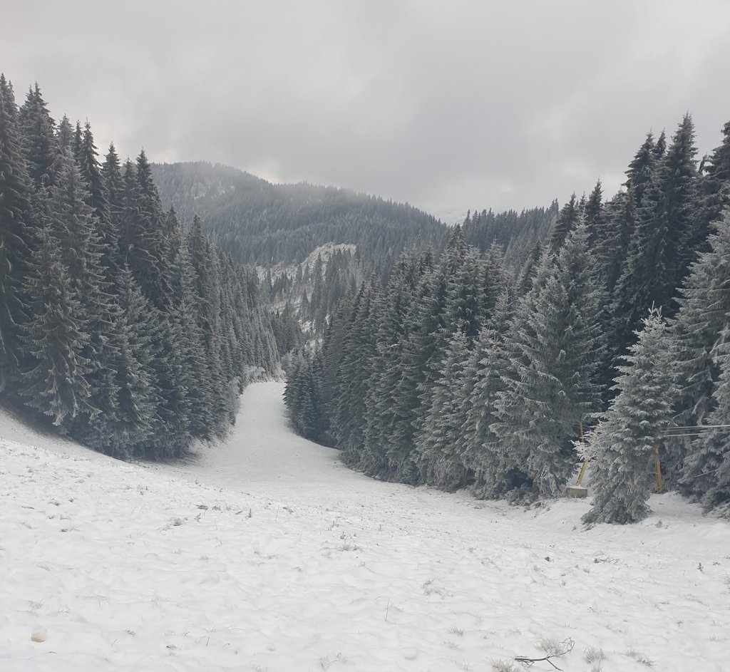S-a instalat iarna la Băișoara! Este cel mai mare strat de zăpadă din țară