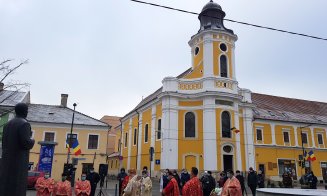 Moment omagial de Ziua Națională la statuia din Cluj a lui Iuliu Hossu