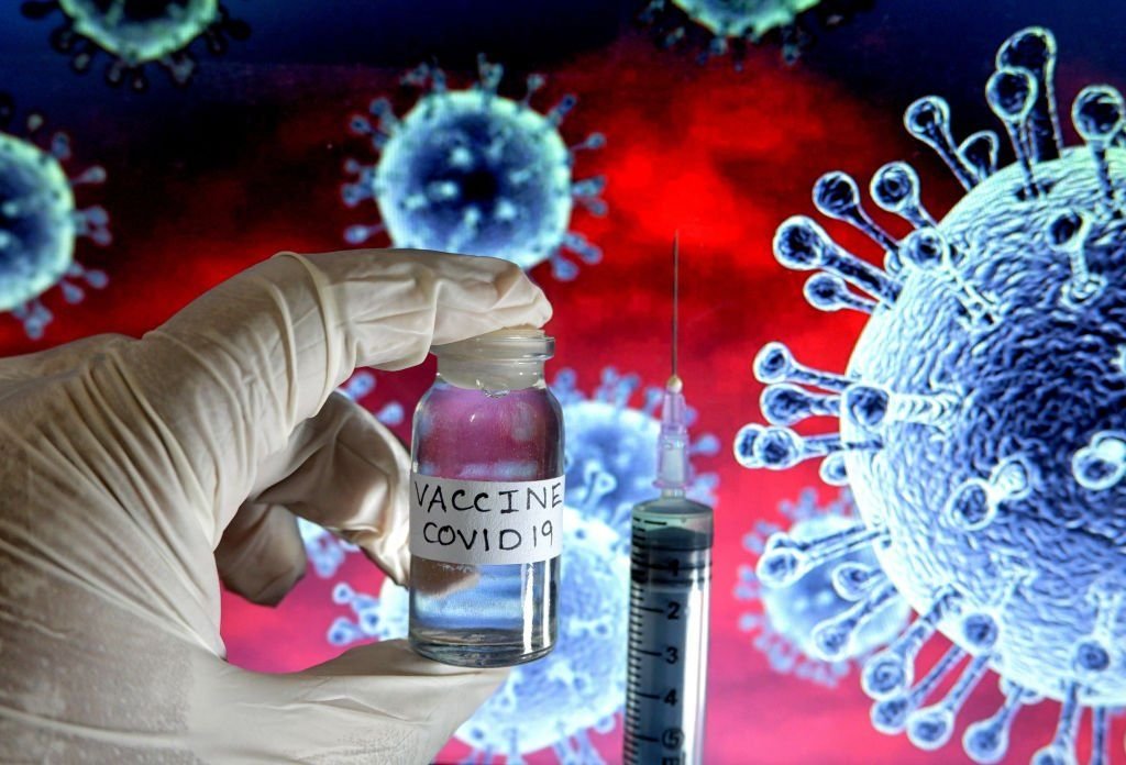 Interpol avertizează! Deja sunt scoase la vânzare, pe lângă teste false, şi vaccinuri false anti-COVID