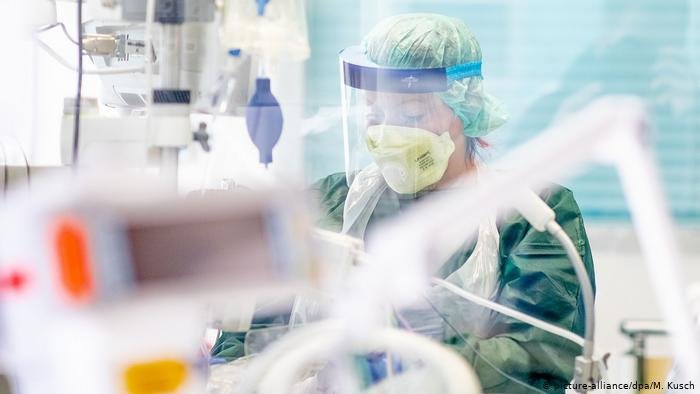 Bărbat cu COVID trimis acasă de la poarta spitalului, ajuns să fie intubat la Cluj-Napoca