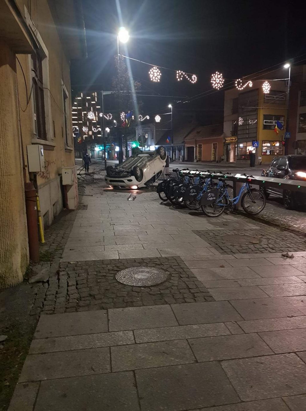 Accident sau cascadorie în centrul Clujului?