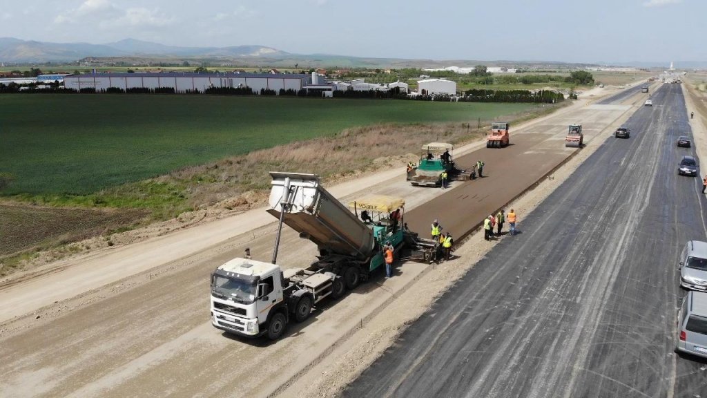 Contract pentru documentaţiile a încă 80 km din Autostrada Transilvania