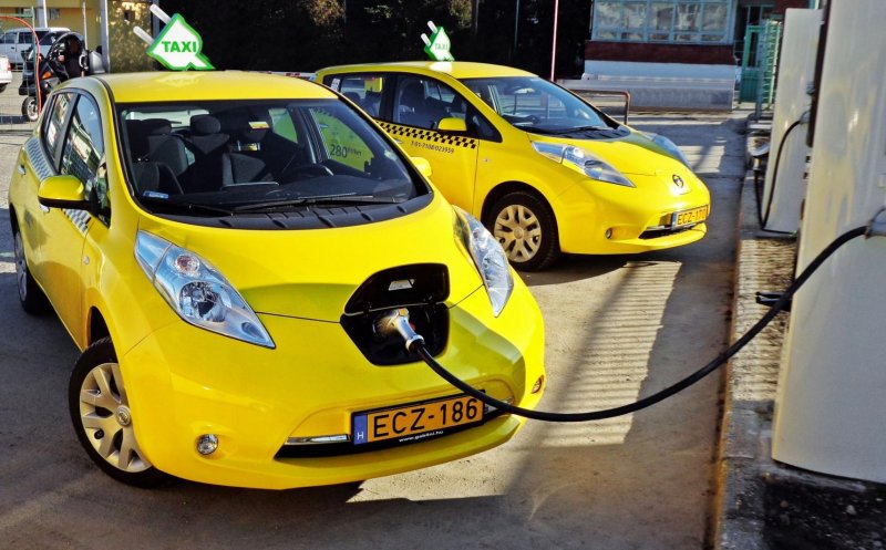 Încă 51 de taximetre electrice în Cluj-Napoca. Se depun cererile