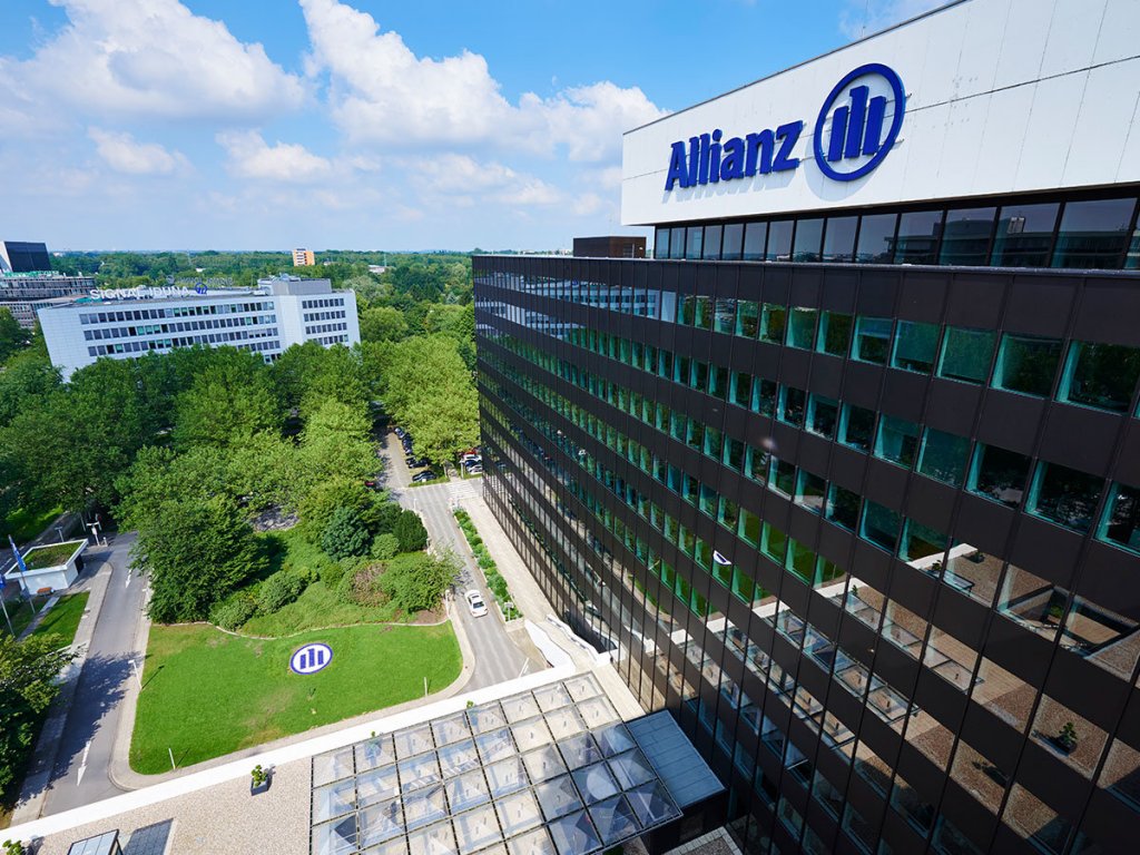 Allianz a ajuns să dețină peste 5% din Banca Transilvania