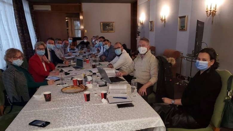 Emil Boc, despre negocierile PNL - USR-PLUS - UDMR: „Guvern până la sfârșitul anului sau partidele vor avea o mare problemă de credibilitate”