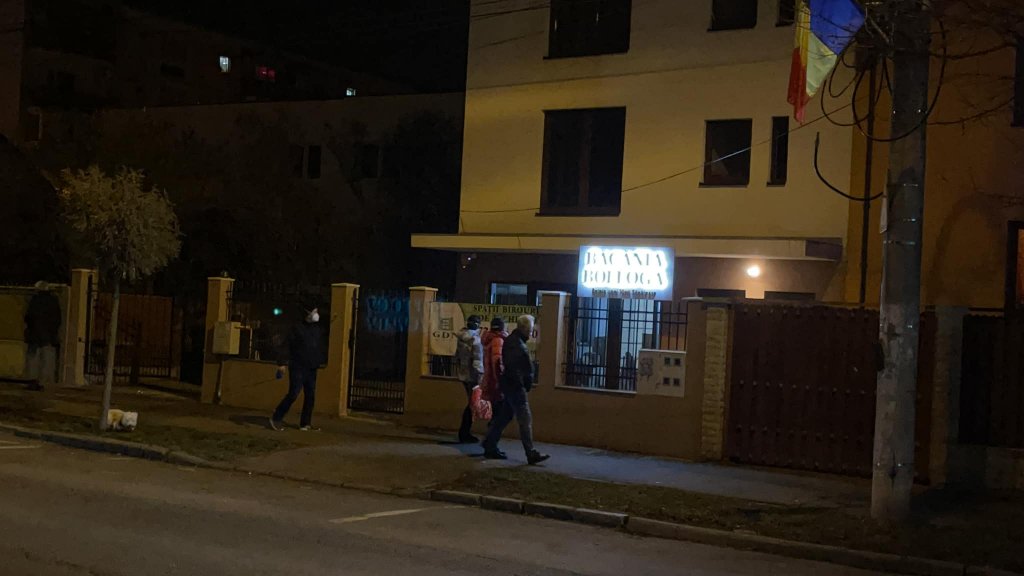 Bolloga își face lanț de băcănii la Cluj