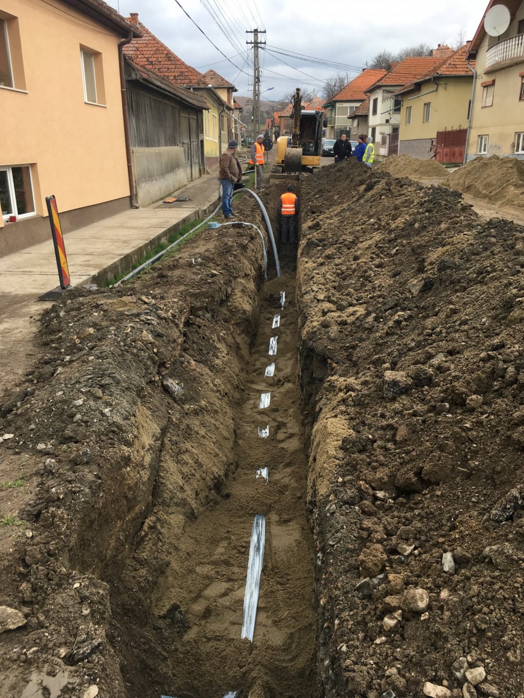 Se extinde reţeaua de canalizare din Câţcău