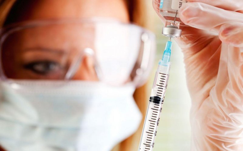 13.344 de români au fost vaccinați în ultimele 24 de ore. 49 dintre ei au manifestat reacții alergice