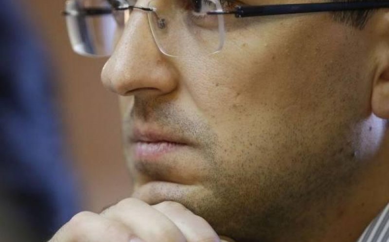 Vlad Voiculescu:  „Lucrurile pot fi ţinute în frâu”. Ce spune despre redeschiderea școlilor