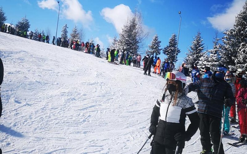 "Foarte frumos la Mărişel. 2 ore la cozi, ca să cobori 5 minute"
