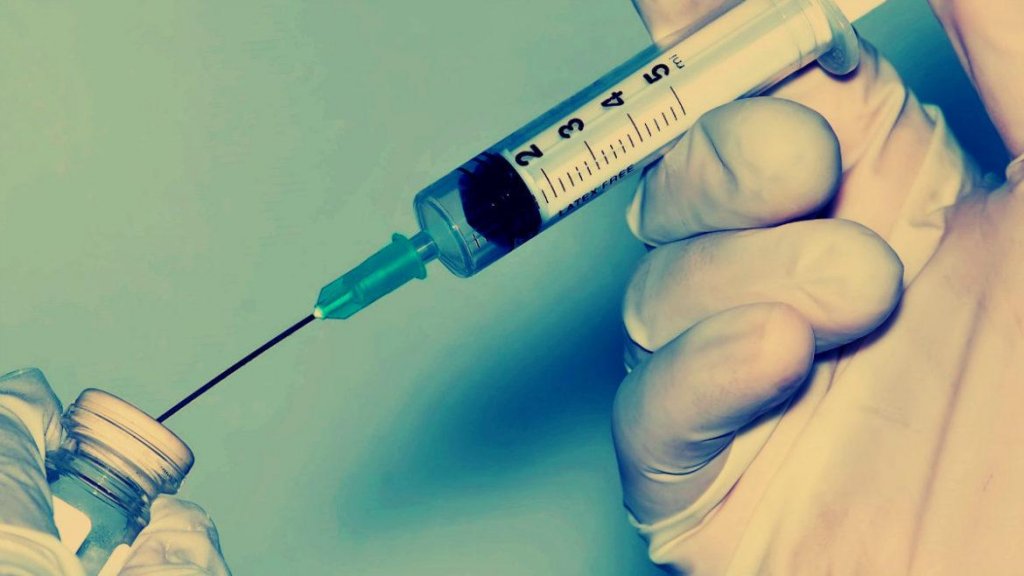 Cercel: La șapte zile după a doua doză de vaccin putem fluiera liniștiți că nu mai suntem la risc