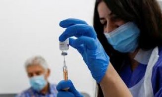 Vaccinări pe bandă rulantă: 140 de persoane pe minut!