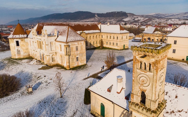 Cum arată iarna Versailles-ul Transilvaniei