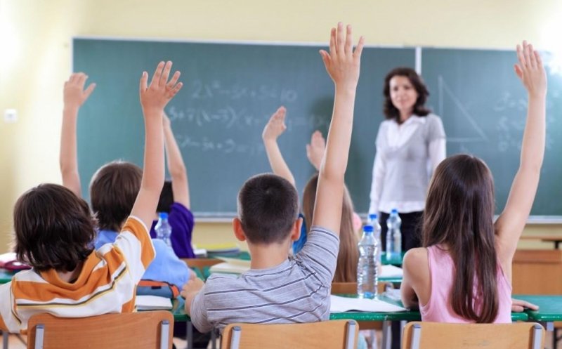 Sorin Cîmpeanu: 1,4 milioane de elevi din cei 2,9 milioane ar putea merge la şcoală pe 8 februarie