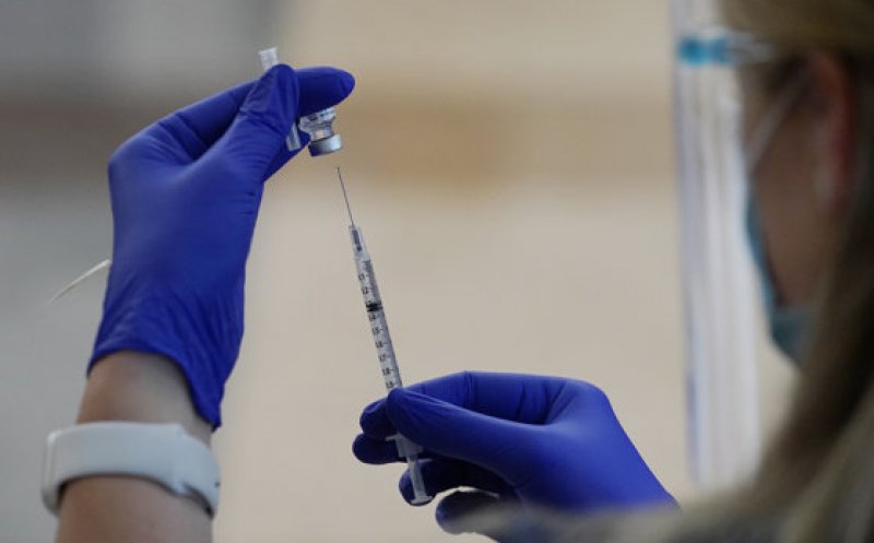 Peste 430.000 de persoane s-au vaccinat anti-COVID-19 în România. Bilanțul complet