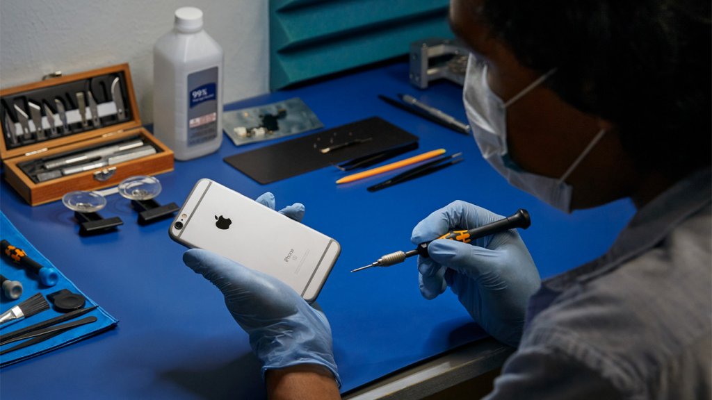 Parteneriat pentru un centru de diagnoză Apple la Cluj